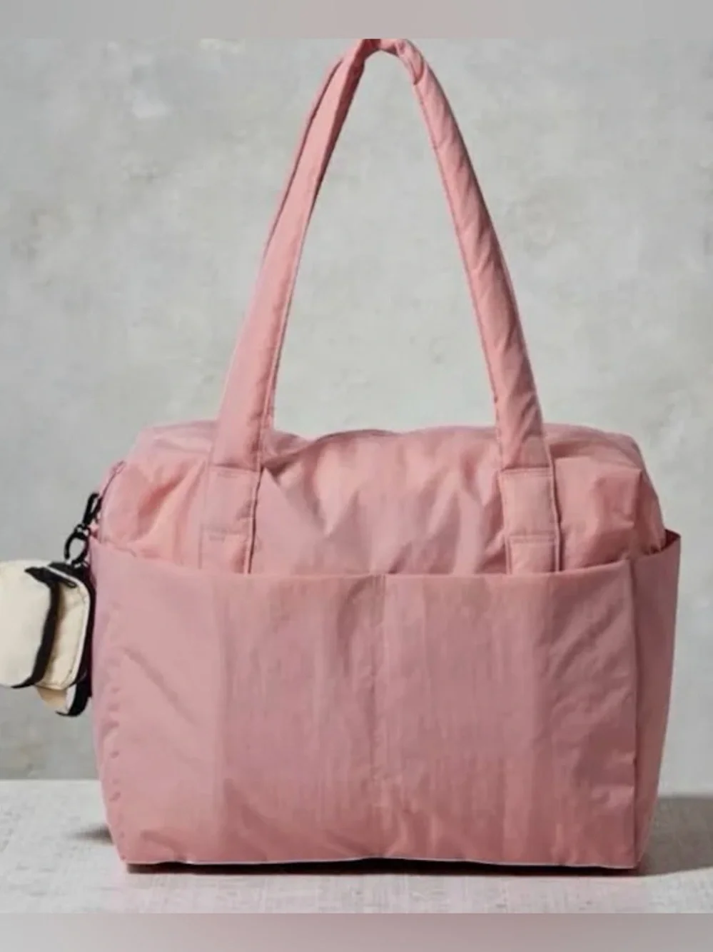 BAGGU Small Cloud Carry-On Bag - Picture 4 of 14